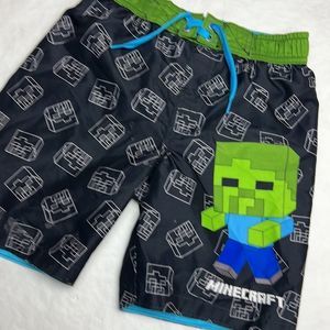 Minecraft boy’s youth swim shorts size 5/6